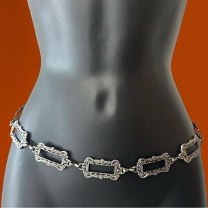 Vintage Ornate Silver Toned Chain Belt